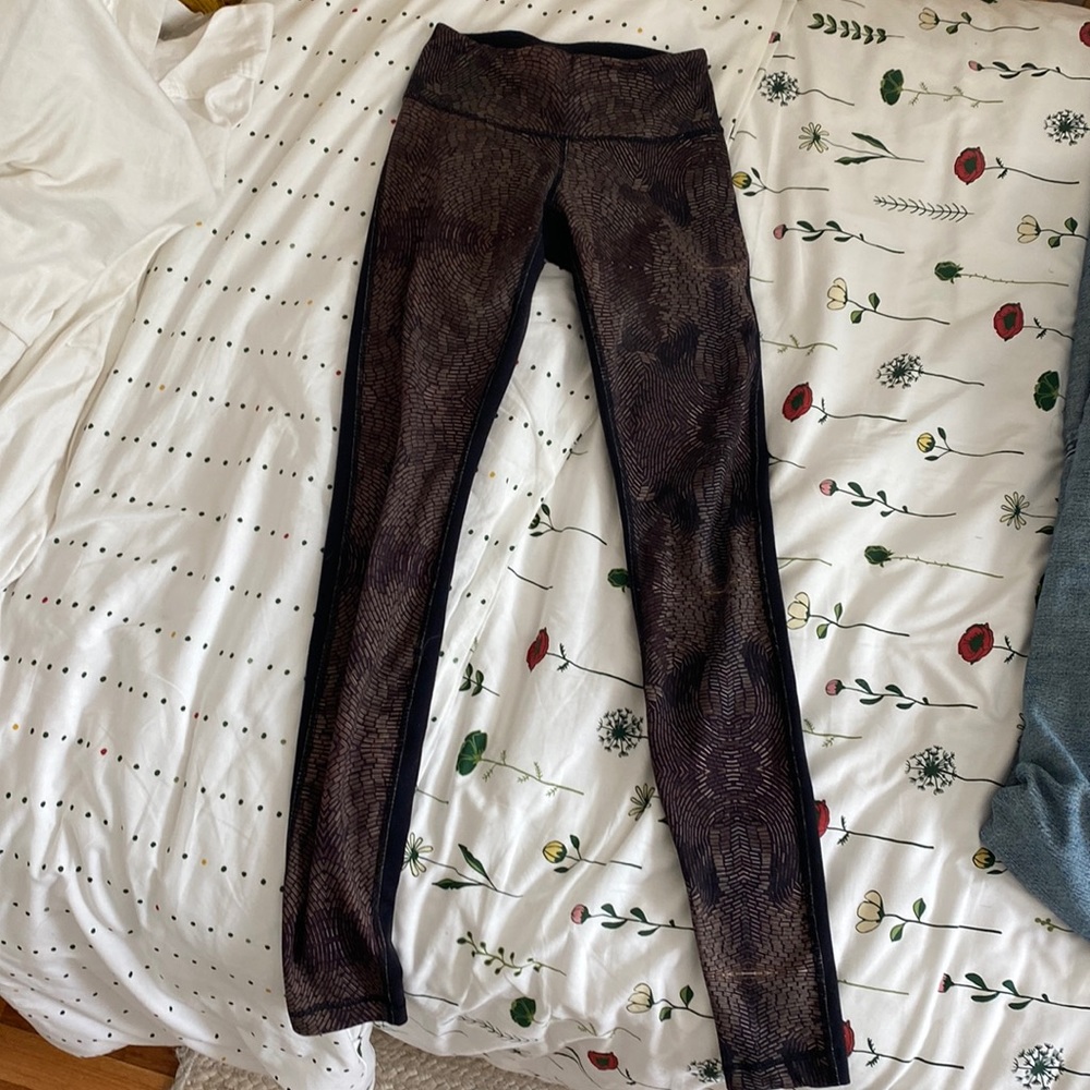 Lululemon tights